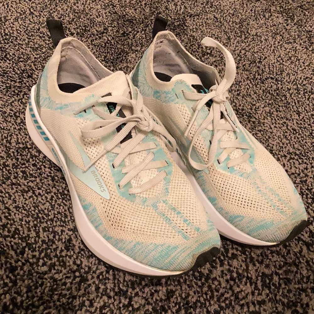 Brooks shoes